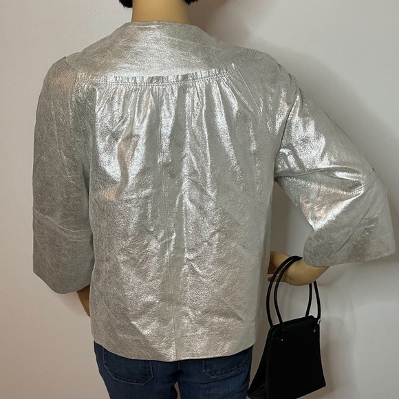 Vintage silver metallic 100% leather 60’s mod button down crewneck jacket! - Picture 9 of 15